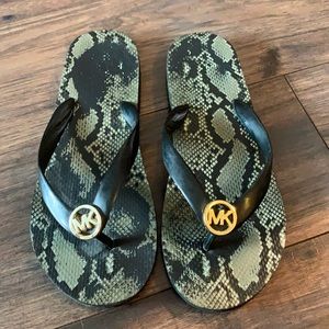 Used Michael Kors size 9